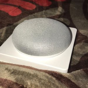 Google Home Mini